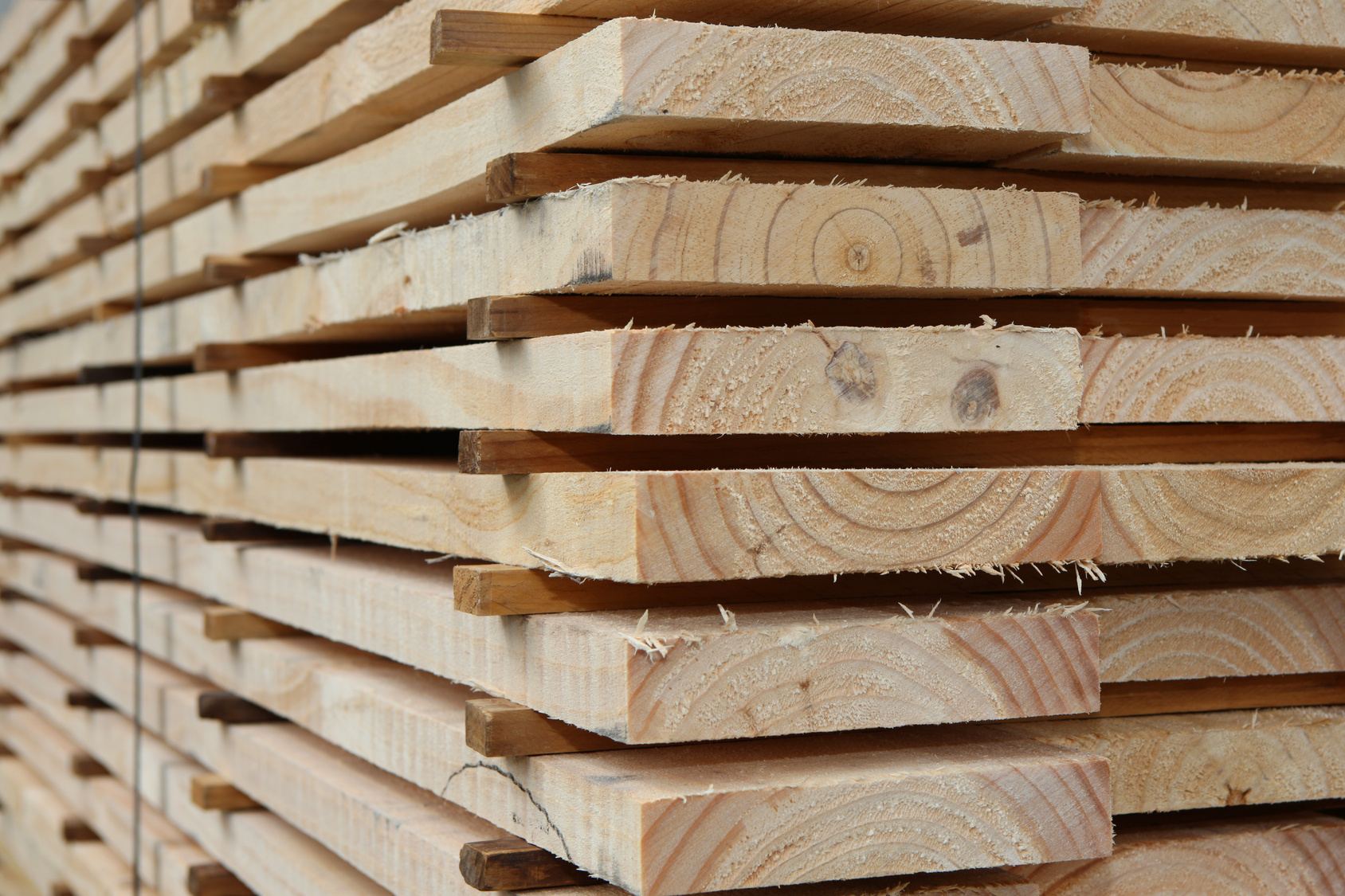 Planches à palettes en paquets
